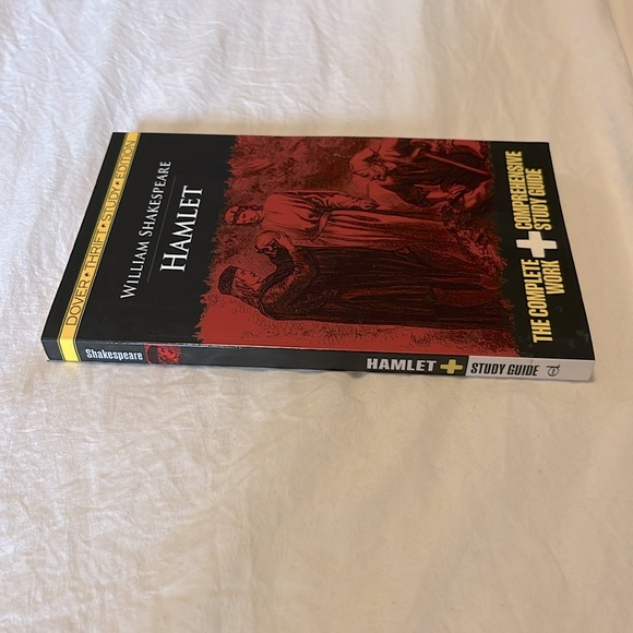 Hamlet Paperback Book - Picture 3 of 4